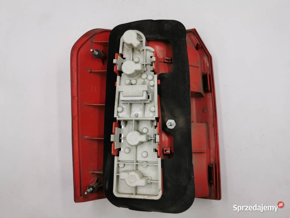 Lampa Prawy Tył Tylna Prawa Audi A2 8Z MAGNETI