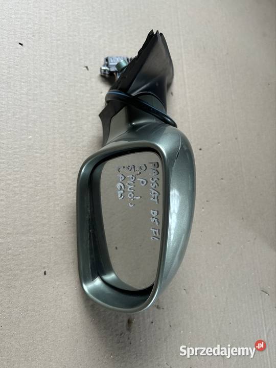 Lusterko pasażera Passat b5 b5fl oliwkowy LA6W Grudziądz