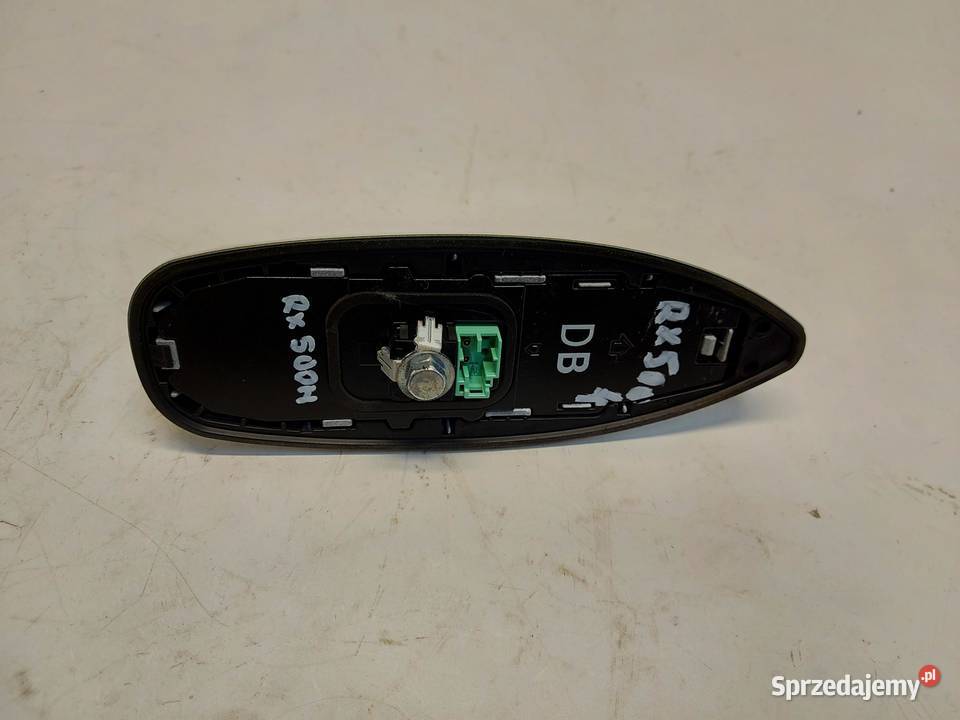 LEXUS RX500H V 5 2023 ANTENA DACHOWA REKIN