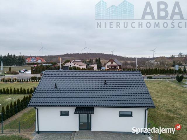 Budynek komercyjny w centrum Kleczewa