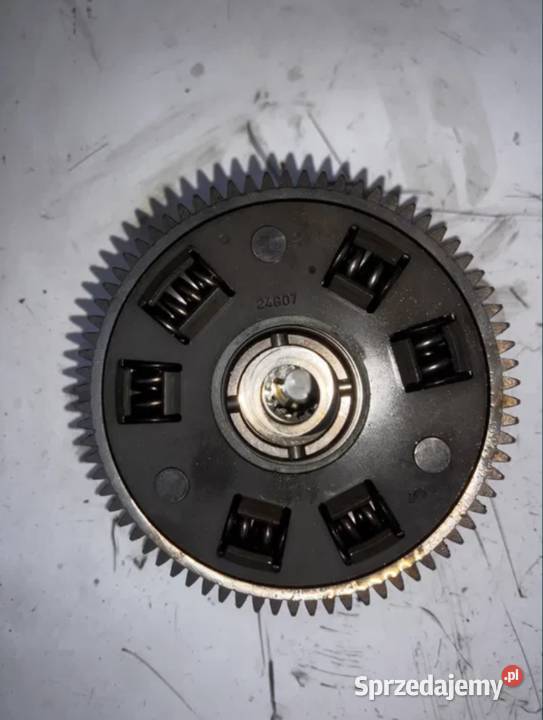 Dekiel pokrywa sprzęgła Husqvarna Svartpilen 125 Ostrów Wielkopolski