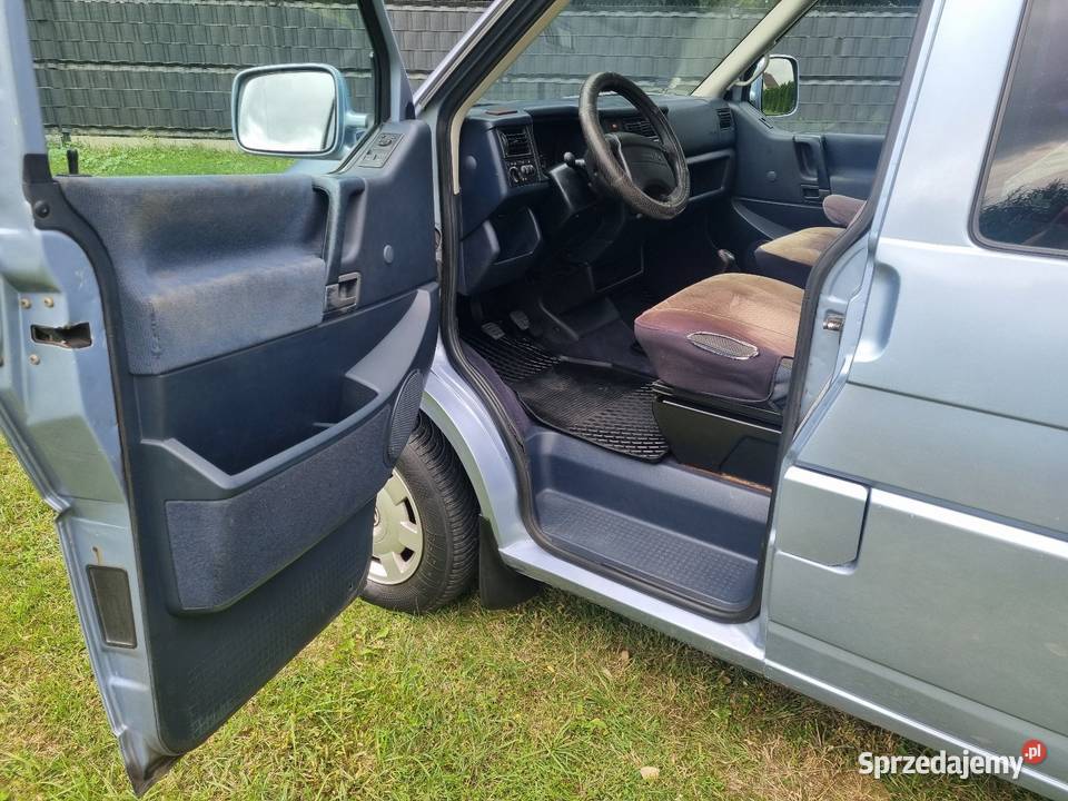 Wv Carawella 25Tdi 102 1997 niebieski Kalisz