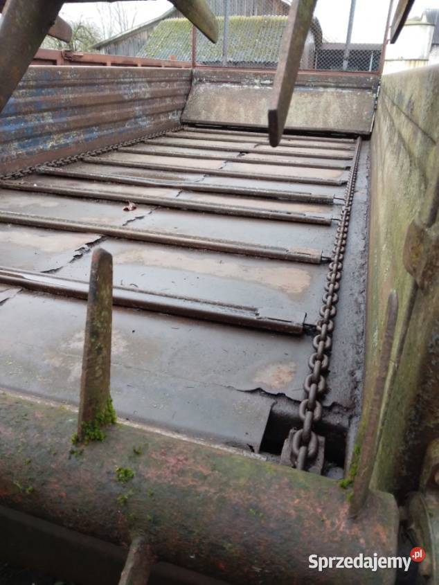 Rozrzutnik obornika jednoosiowy fabryczny Czarna nieuszkodzony Mnichów sprzedam