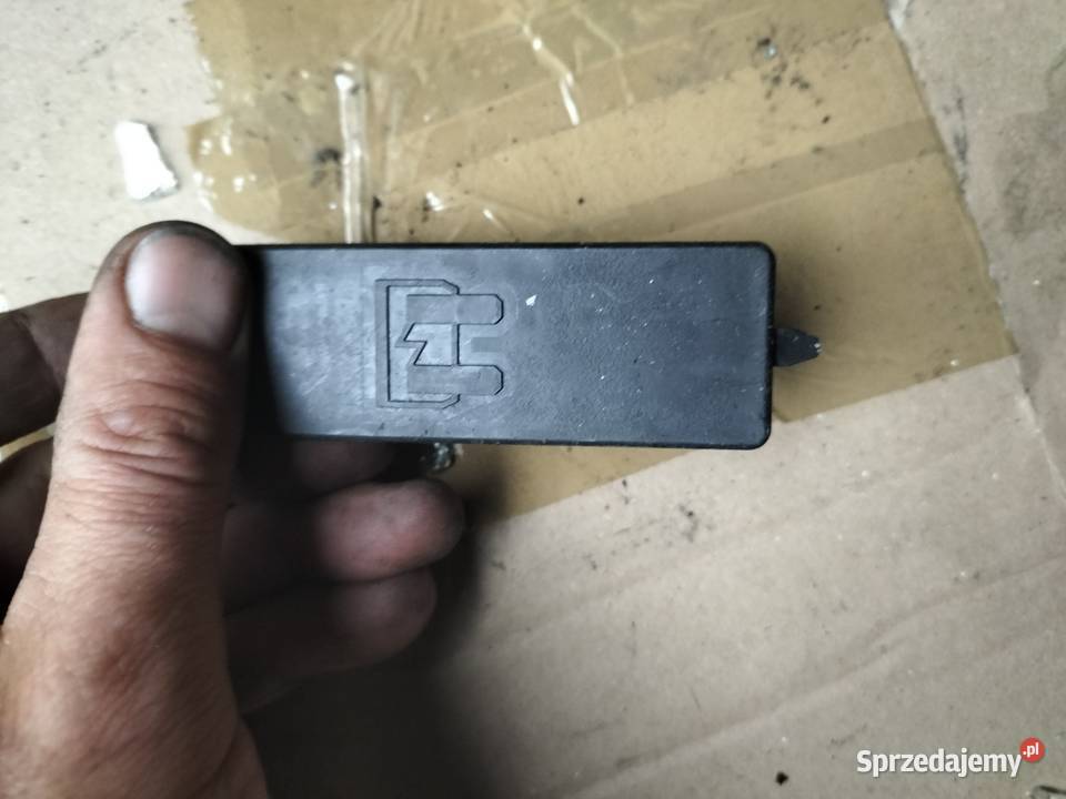 CITROEN C4 KLAPKA BEZPIECZNIKÓW 9637466280 Kamień-Kolonia sprzedam