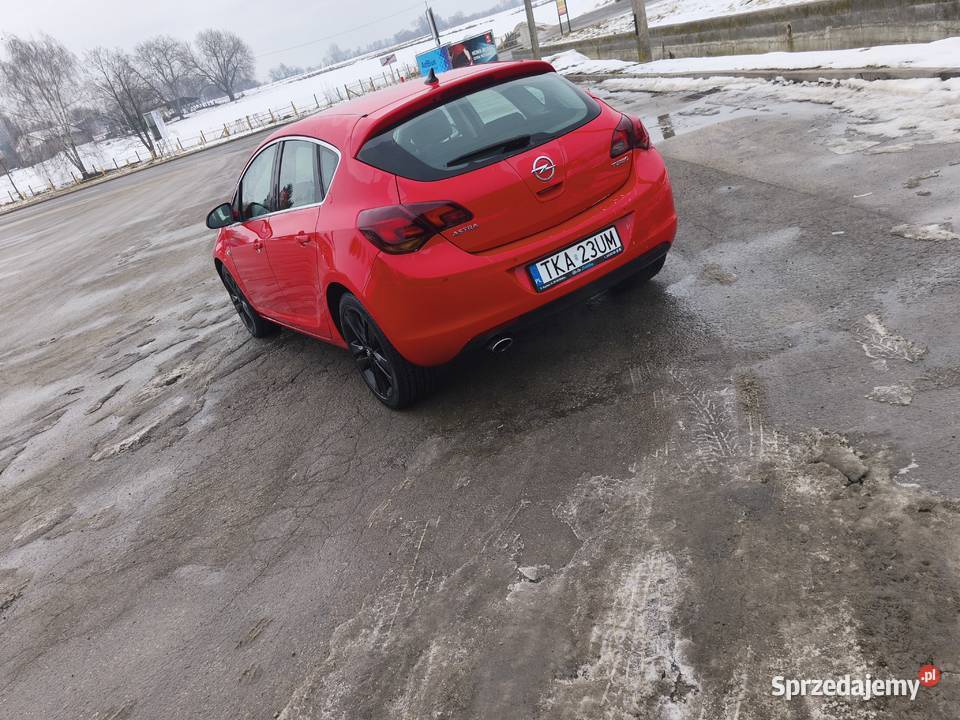 sprzedam samochód osobowy marki Opel Astra J 223120km Motoryzacja Opatowiec