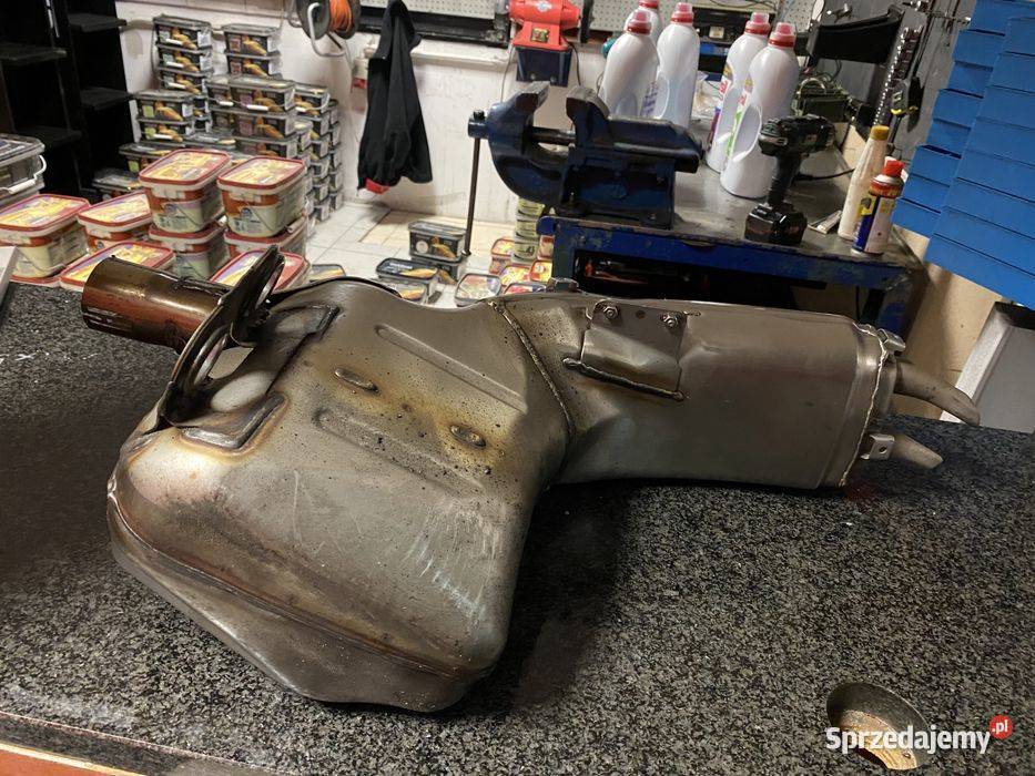 Tłumik BMW K83 F900R K84 F900XR OEM 18518565022 Poznań