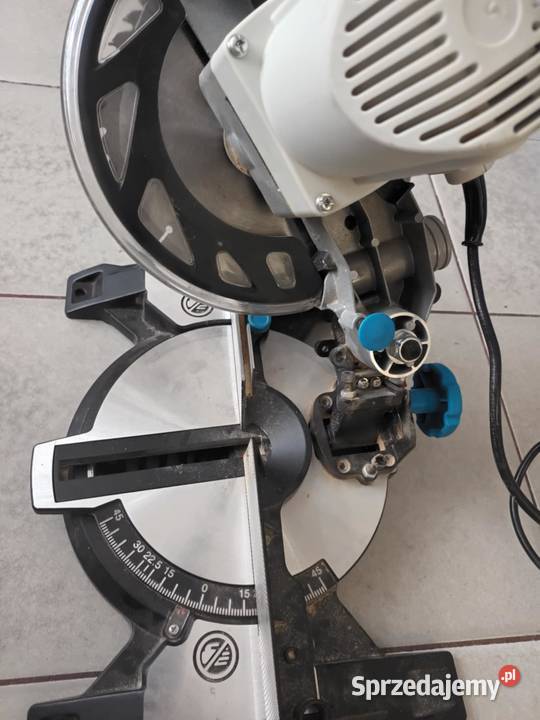 Piła ukośnica Macallister 1400 W 210 mm