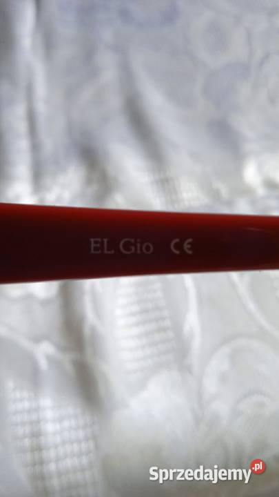 PIĘKNE OKULARY GWIAZD PRZECIWSŁONECZNE Okulary wielkopolskie Piła