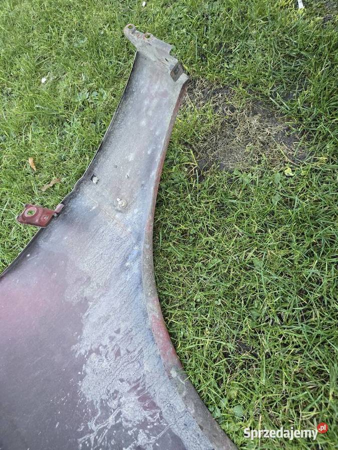 Błotnik prawy przód audi 80 b4 Złoczew