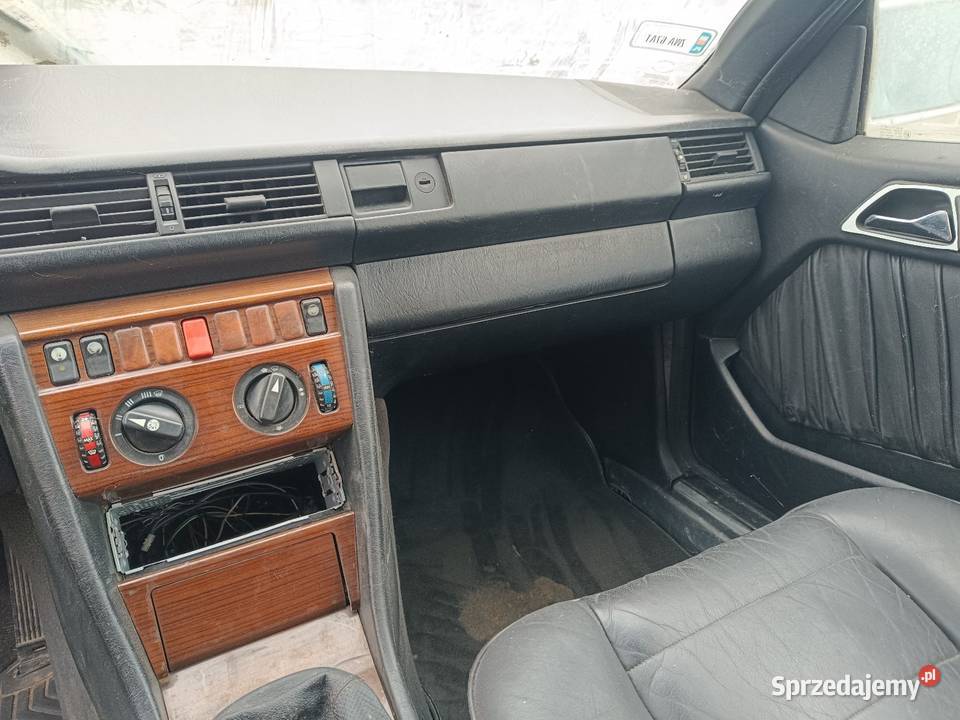 Mercedes c124 coupe wnętrze Rok produkcji 1989 zachodniopomorskie Biały Bór