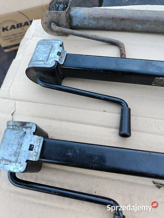 Polonez Caro Fiat 125p FSO lewarek podnośnik osobowe Stalowa Wola