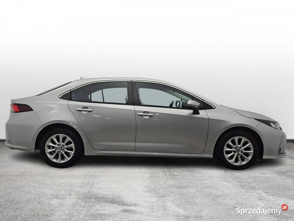 Toyota Corolla 15 Comfort Z Polskiego Salonu Sedan / Limuzyna Warszawa