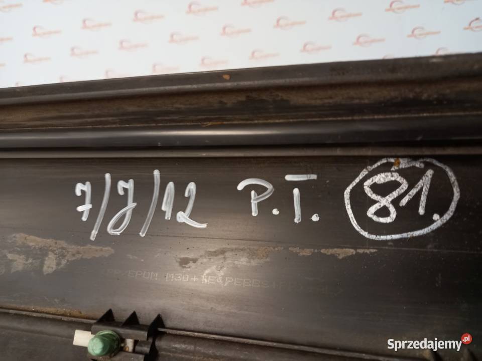 LISTWA DRZWI PRAWY TYŁ 7L6839788E VW TOUAREG 7L świętokrzyskie Kielce