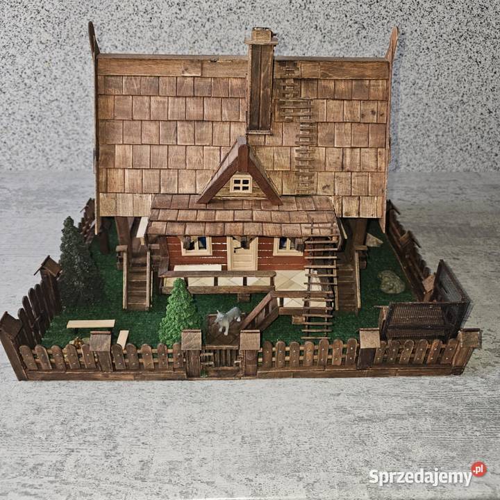 Makieta chatki góralskiej Murowana Goślina