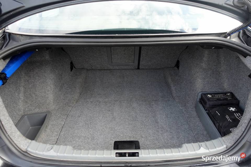 BMW 318i 143 Sedan Klimatronik KSerwisowa manualna Buczkowice