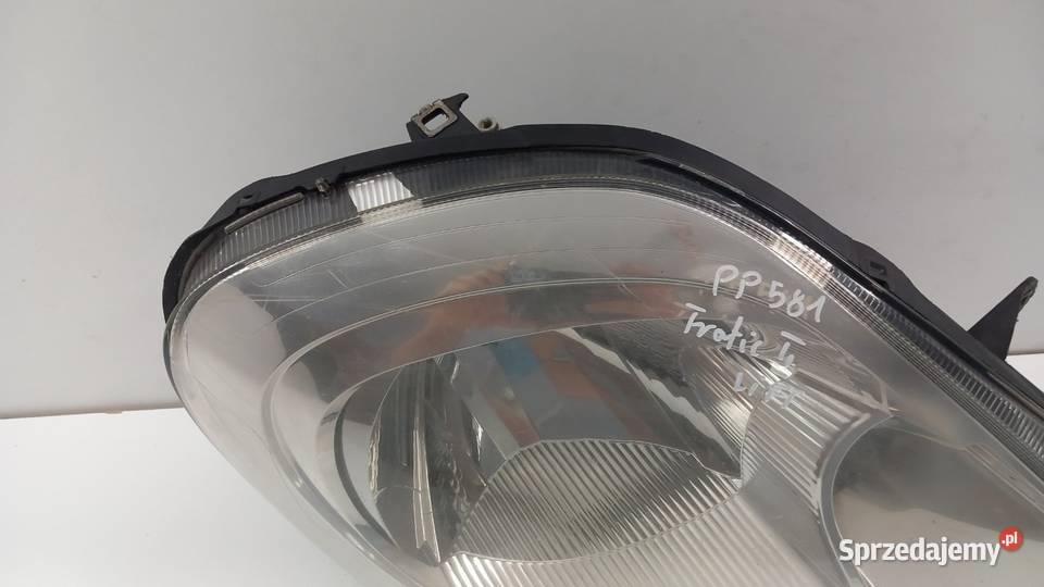 TRAFIC II VIVARO A LIFT LAMPA PRZÓD PRAWA Lampy przednie Zbierkowo