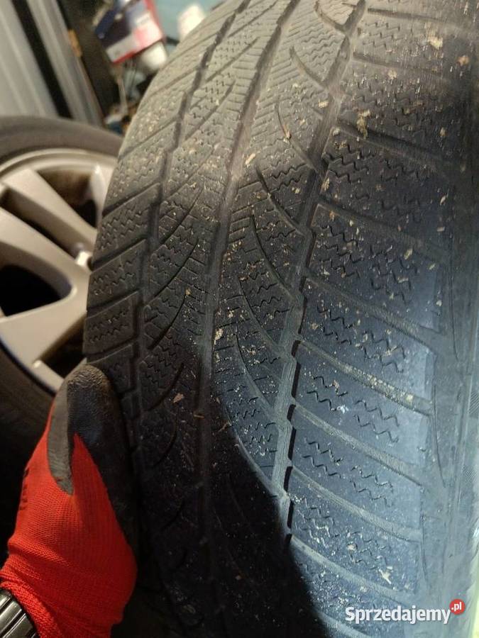 Koła BMW 16 alufelgi z oponami 205 55 16 Samochodowe Puławy