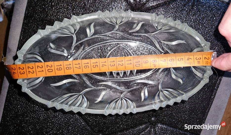 Misa kryształowa w kształcie łódki ozdobiona Namysłów