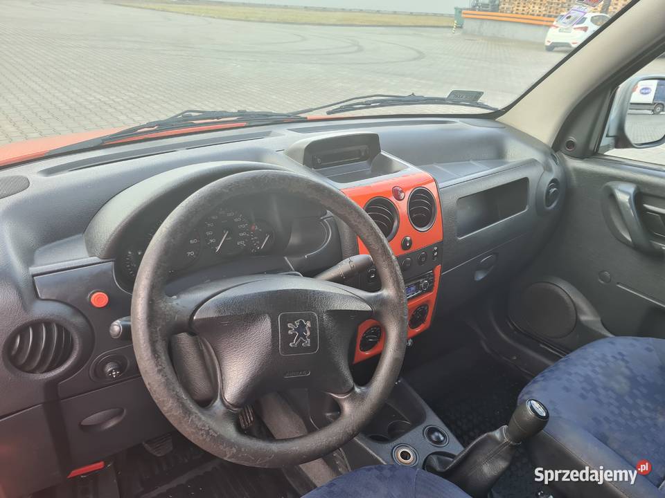 Samochód Ciężarowy Peugeot Partner 170C 19D
