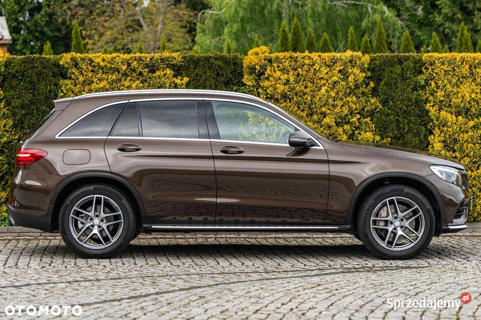 MercedesBenz GLC 250 4MATIC Rok produkcji 2016 sprzedam