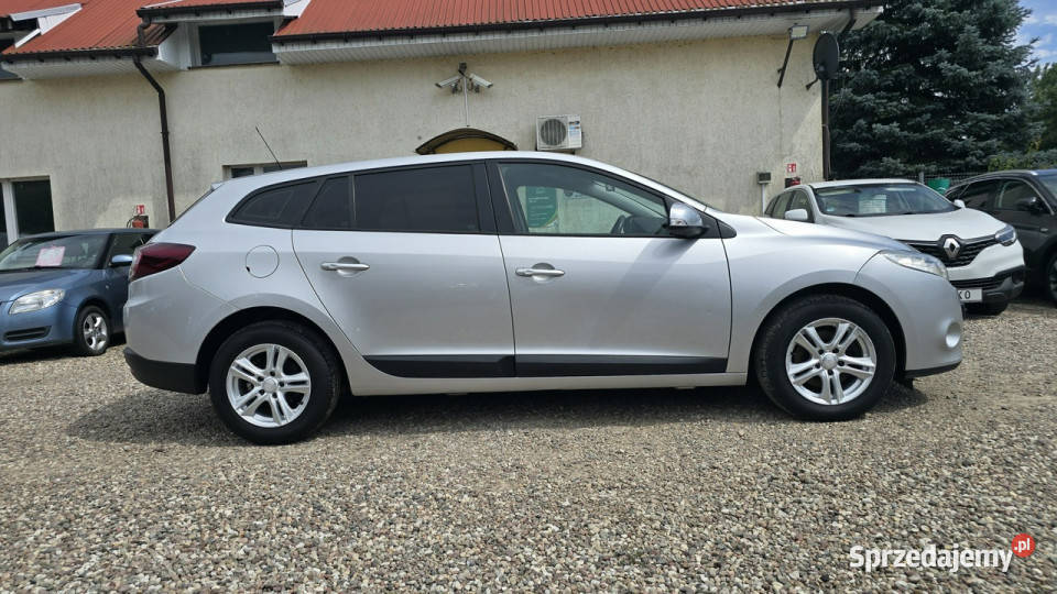 Renault Megane kamera PDC III 20082016 nieuszkodzony Zieleniewo
