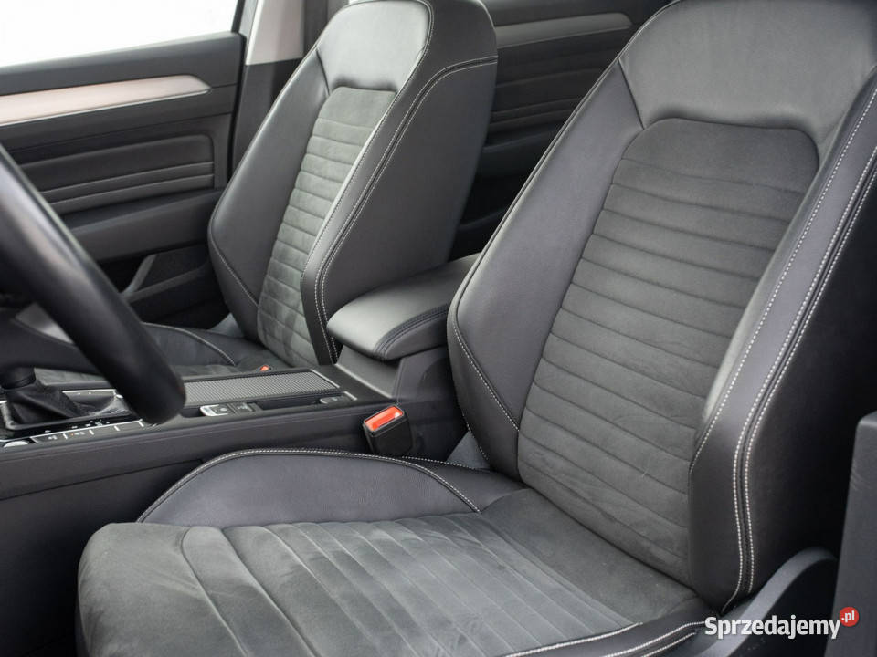 Volkswagen Passat WD4254T15 TSI Elegance DSG klimatyzacja Pępowo