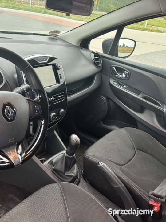 Renault Clio IV Hatchback 12 Czeberaki