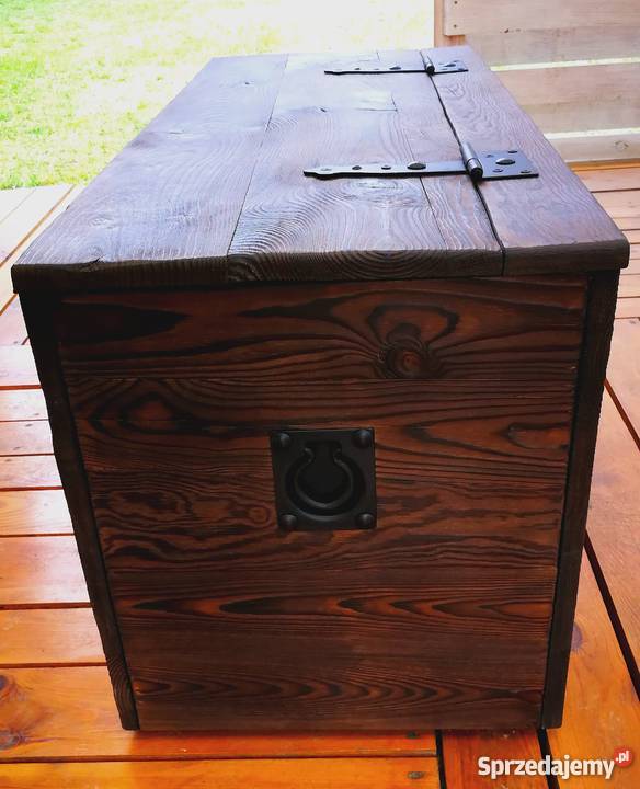 Rustykalna kolonialna skrzynia ogniem malowana Pozostałe Krasów