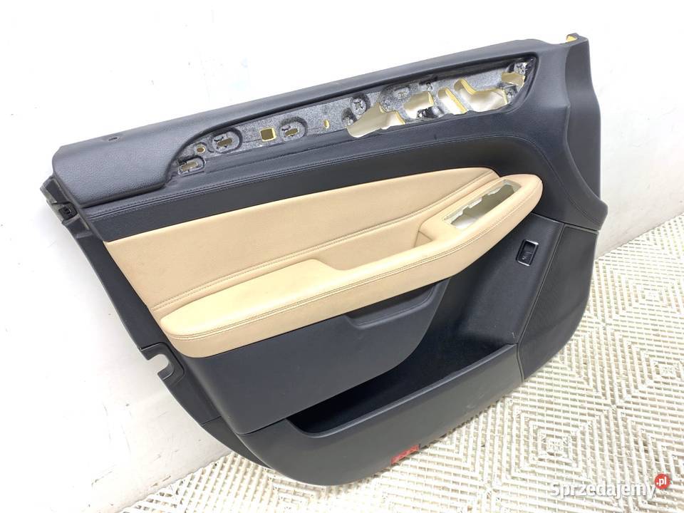 BOCZEK DRZWI LEWY PRZÓD MERCEDES GLE SUV 1518