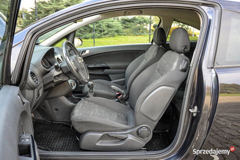 Opel Corsa Lift 2011 r Bezwypadkowy Wrocław sprzedam