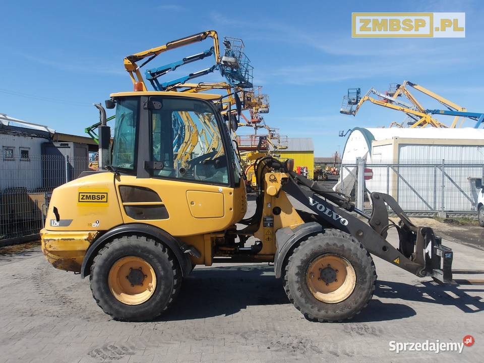 Ładowarka czołowa kołowa Volvo L25F widły Pleszew