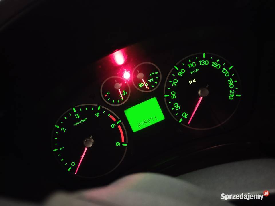 FORD tourneo connect 18 tdci 2009 uszkodzony 90KM Bieruń sprzedam