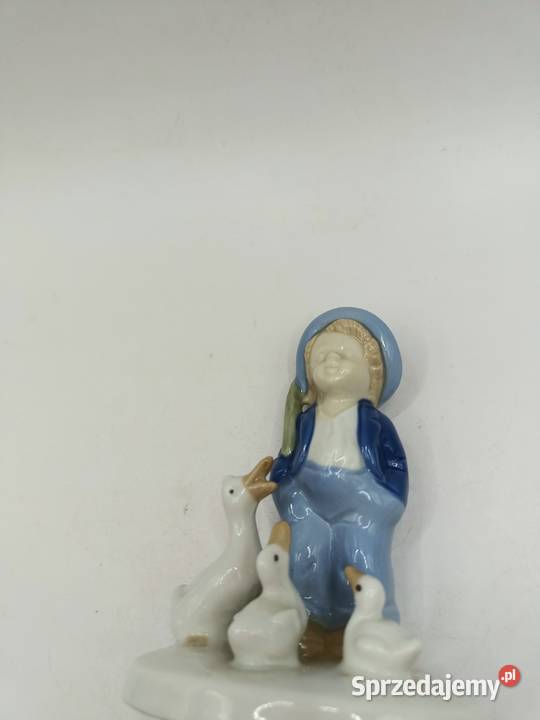 Porcelana figura Chłopiec z trzema gąskami Zamość sprzedam