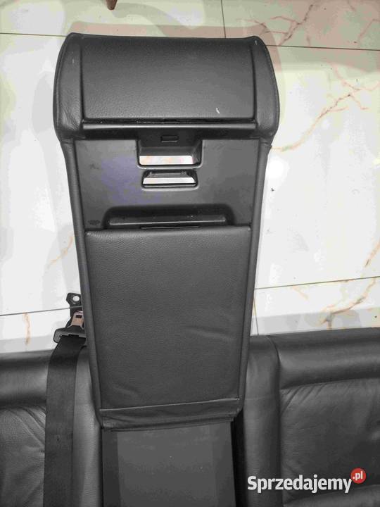 Oparcie tylnej kanapy siedziska BMW E61 Czarna Poręba