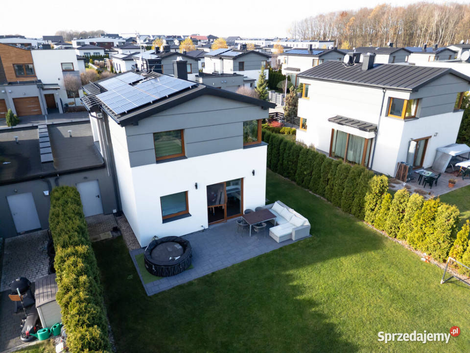 Dom 1035m2 garaż działka 563m2 Rumiankowa mieszkalny śląskie Tarnowskie Góry sprzedam