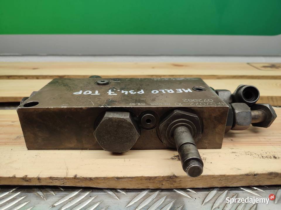 Zamek hydrauliczny Merlo P34 7 TOP F5707210 Wilkowo sprzedam
