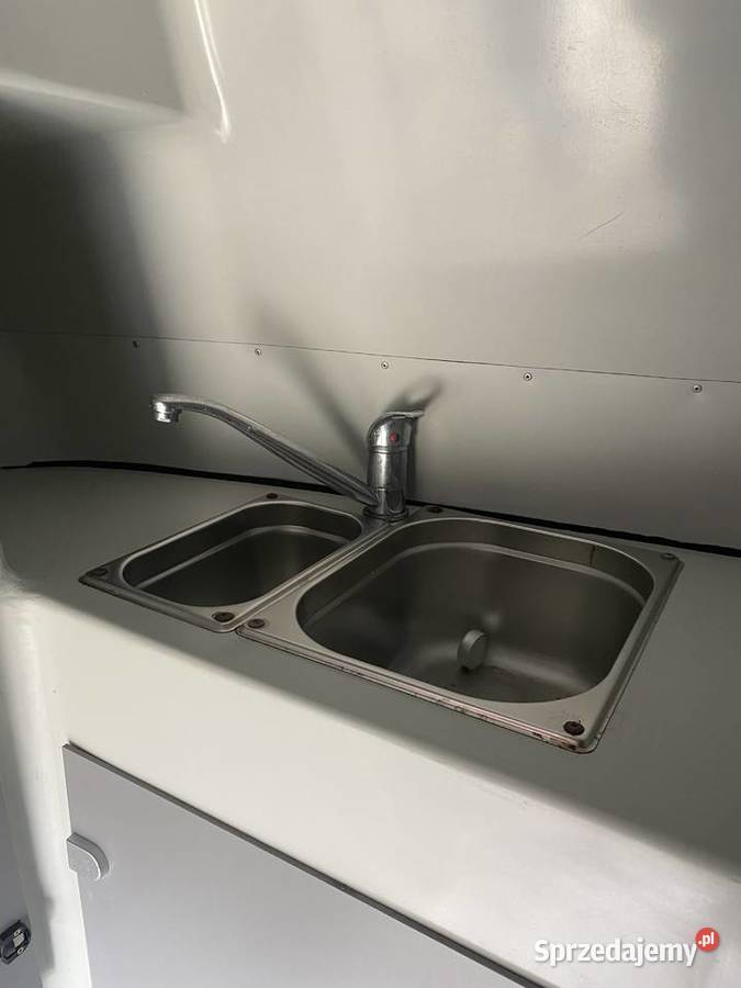 Przyczepa gastronomiczna FOOD TRACK