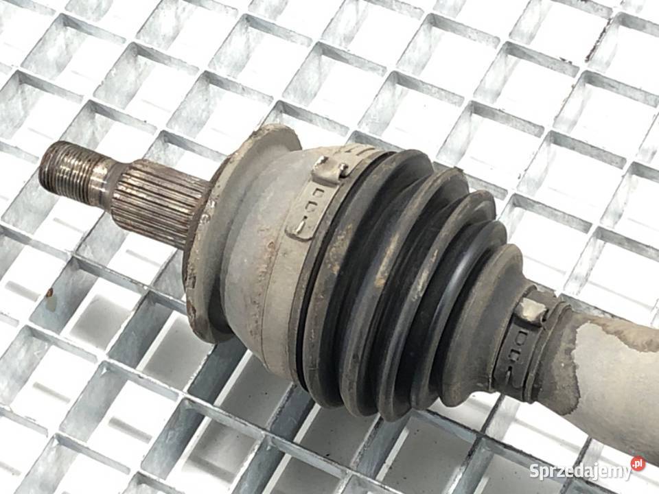 PÓŁOŚ PRAWY PRZÓD MERCEDES W169 15 95 0412