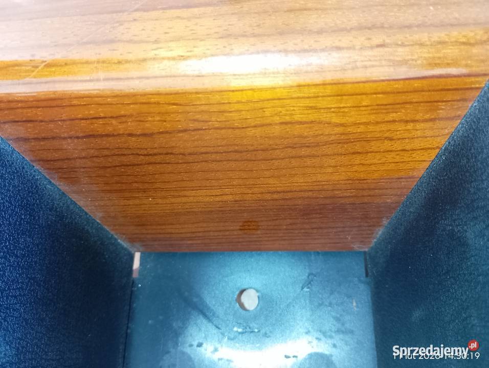 Element centralny tylne kanapy popielniczka c124 lubelskie Lublin