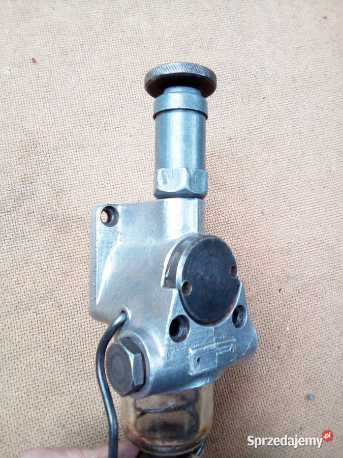 Pompka zasilająca paliwa Zetor Super 50 3011 nieuszkodzony Łańcut