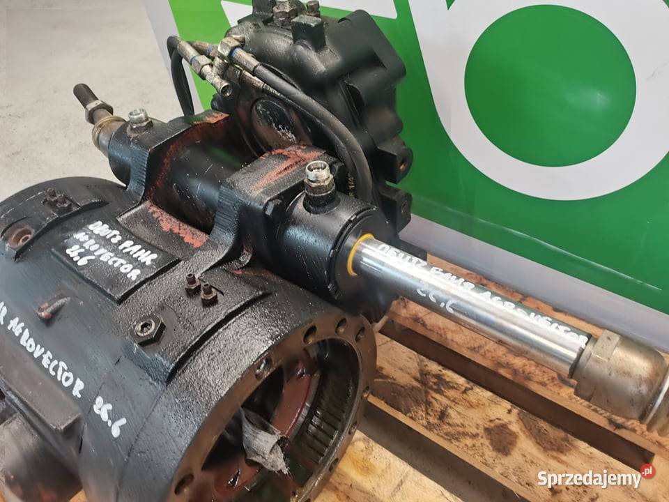 Deutzfahr 266 Agrovektor Dyferencjał Carraro Wilkowo sprzedam