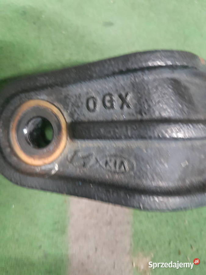 KIA VENGA HYUNDAI IX20 16 LAPA WSPORNIK UCHWYT Turek
