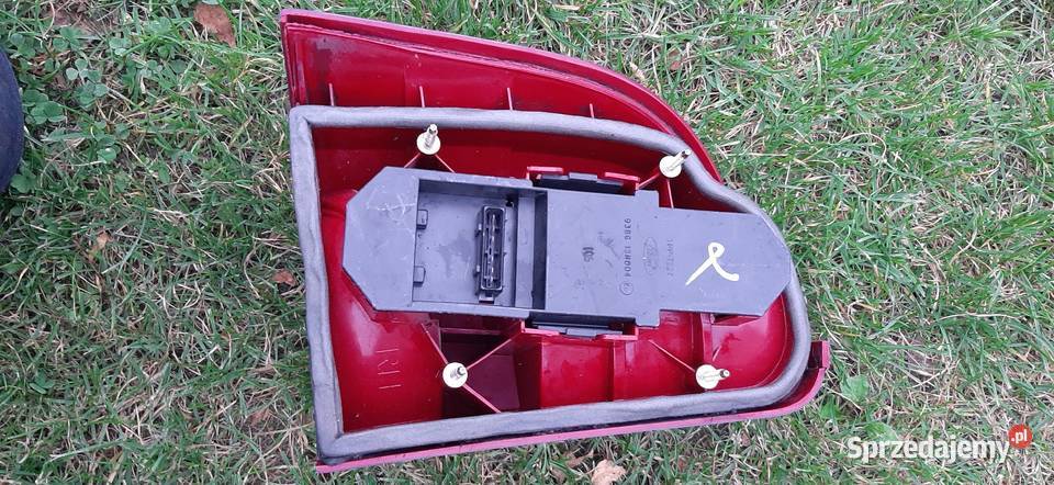 Lampa tylna prawa ford mondeo I kombi oryginał Chocianów