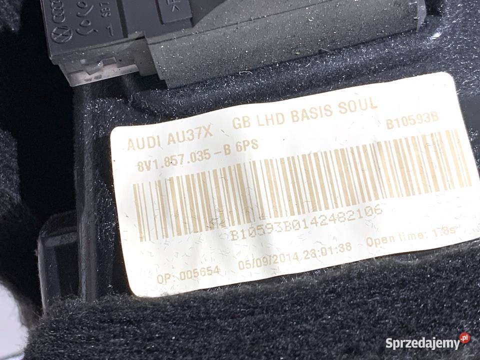 SCHOWEK PASAŻERA AUDI A3 8V SedanLimuzyna