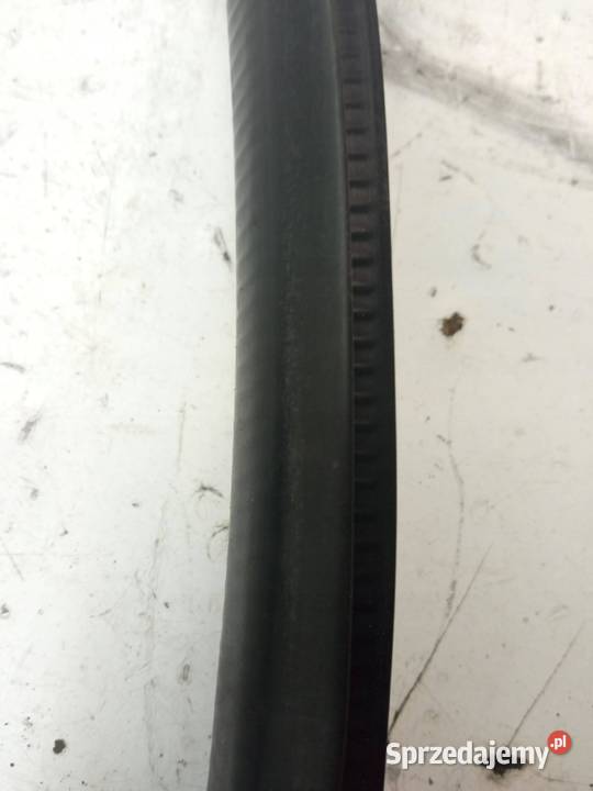 USZCZELKA DRZWI LEWY PRAWY TYŁ KAROSEYJNA KPL 5D Rok produkcji 2013