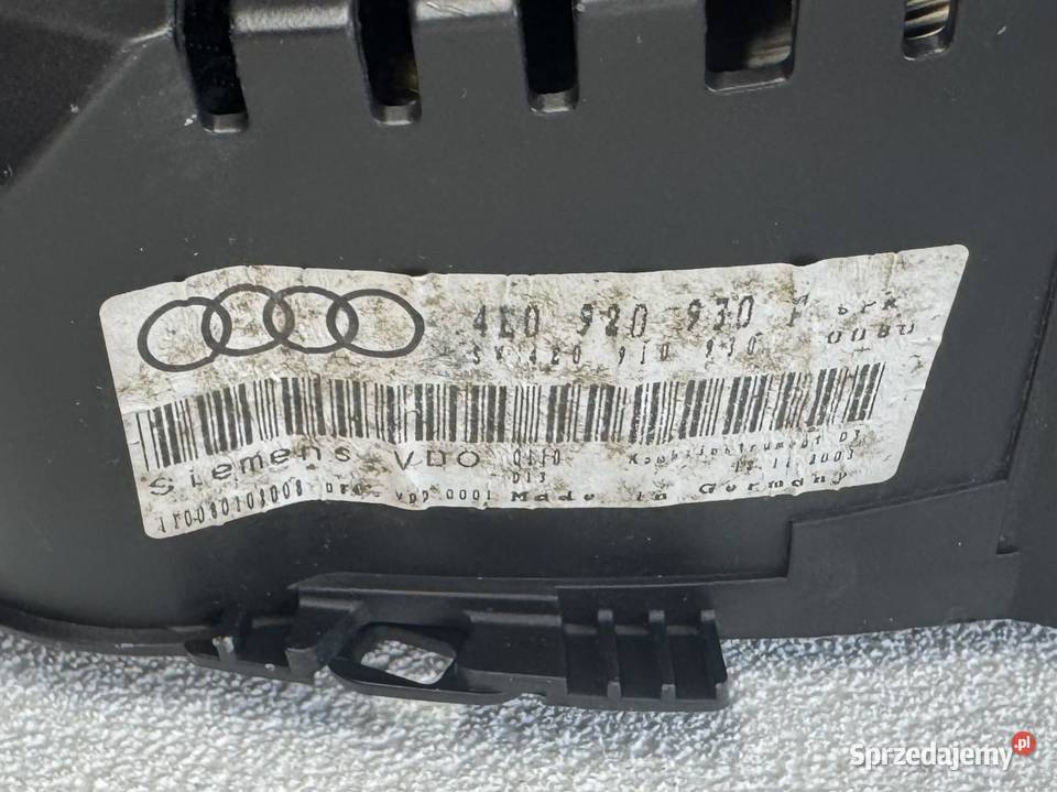 LICZNIK ZEGARY PRĘDKOŚCIOMIERZ AUDI A8 D3 30 TDI Rok produkcji 2003 Warszawa sprzedam