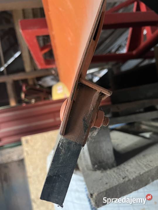 Pług do śniegu 2m nieuszkodzony Pozostałe Charsznica