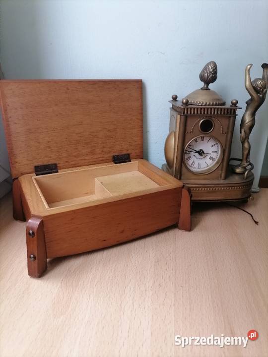 Stara szkatułka z pozytywką Szwajcaria