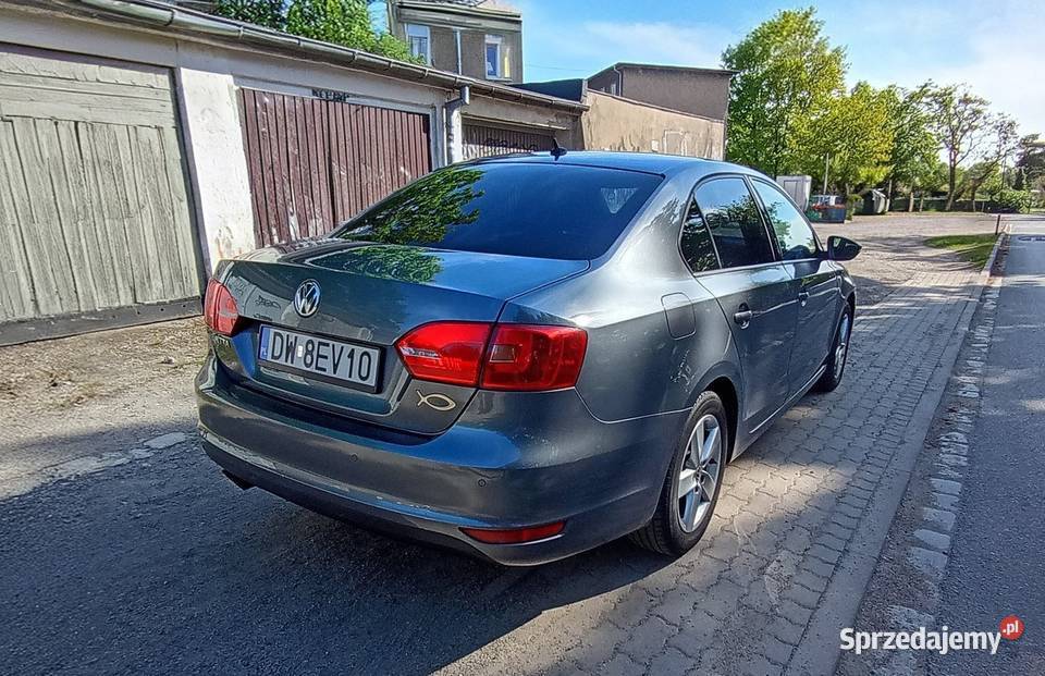 Volkswagen Jetta 2012r 14 benzyna autoalarm Wrocław
