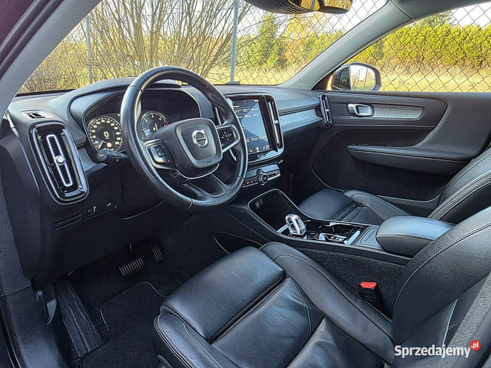 Volvo XC 40 serwis ASO automat 4x4 hak czujnik parkowania śląskie Rydułtowy